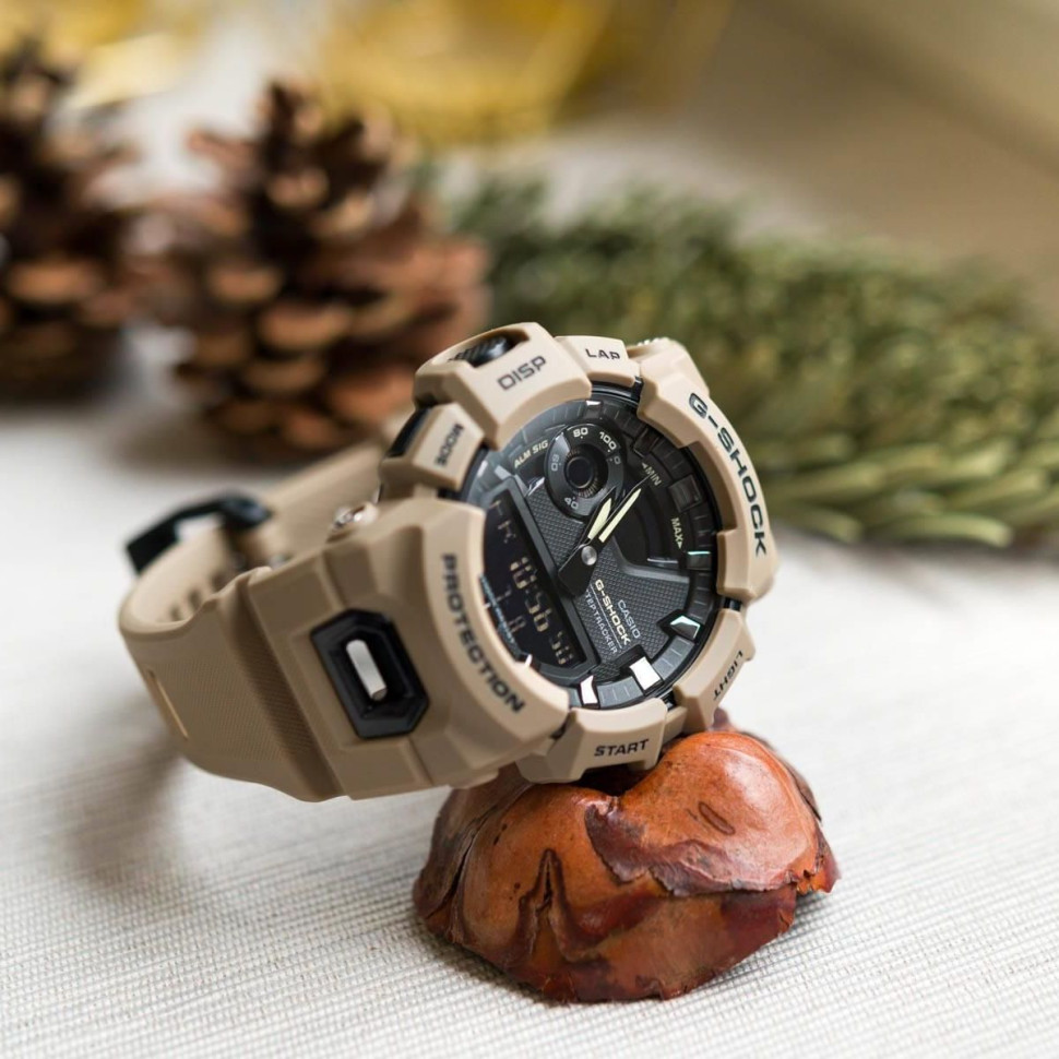 Чоловічий годинник Casio G-SHOCK GBA-900UU-5A