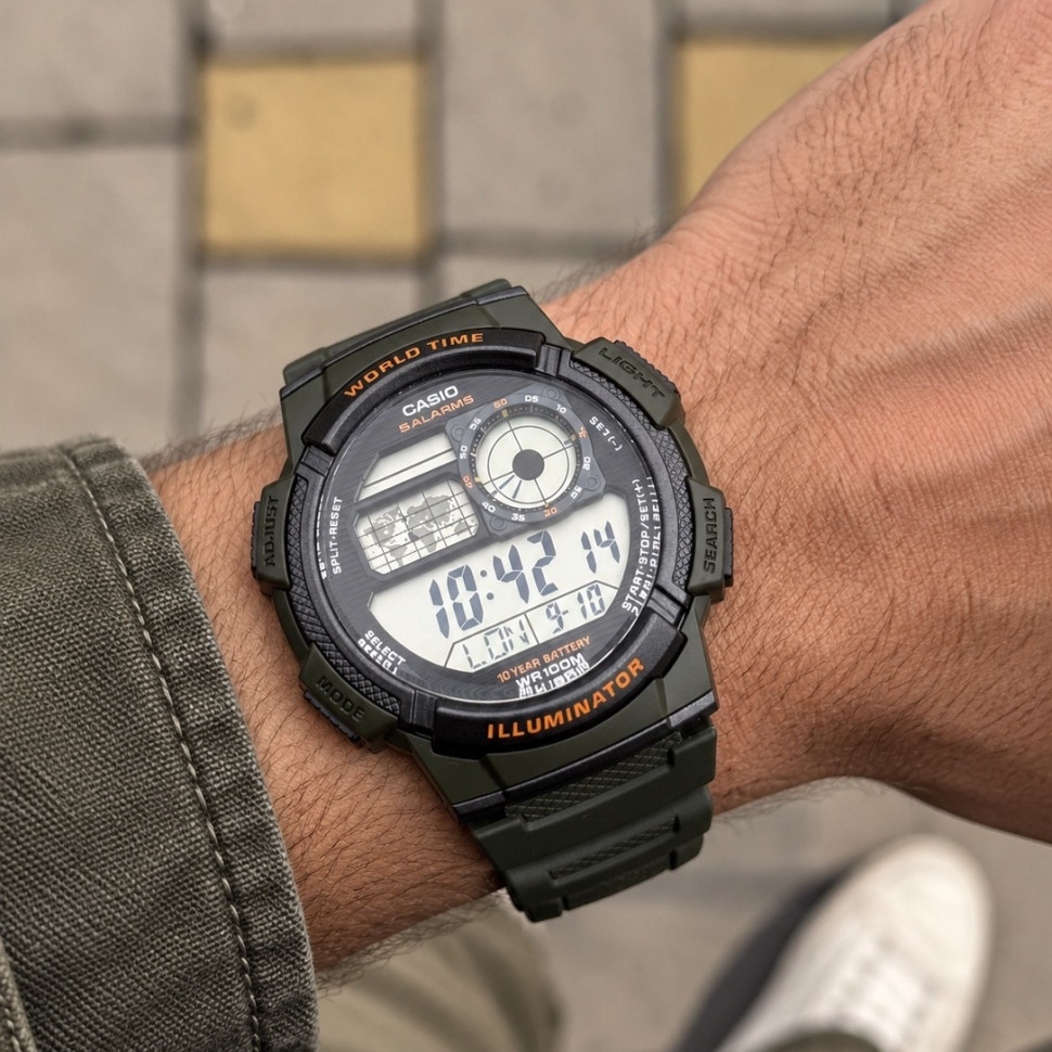 Чоловічий годинник Casio AE-1000W-3A