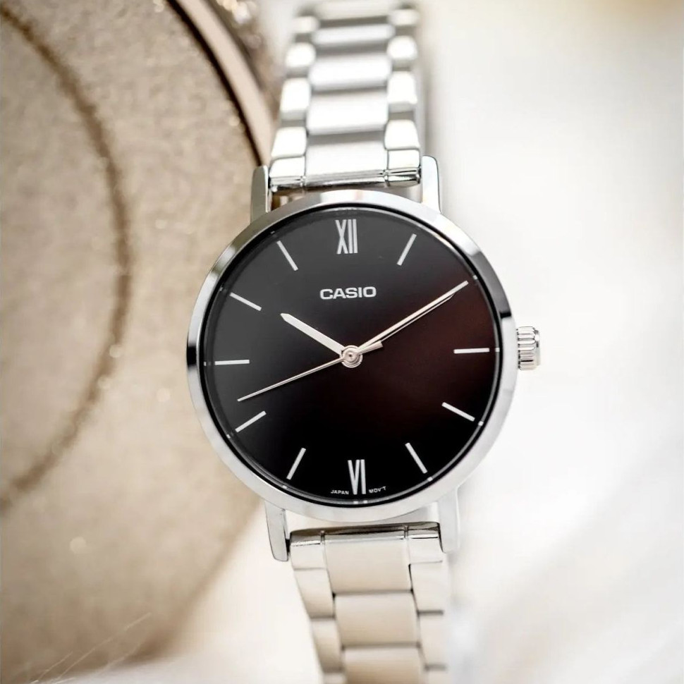Жіночий годинник Casio LTP-VT02D-1A