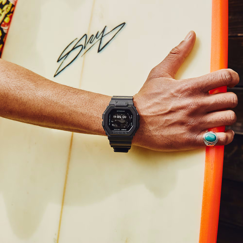 Чоловічий годинник Casio G-SHOCK GBX-100NS-1