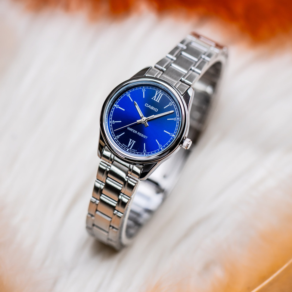 Жіночий годинник Casio LTP-V005D-2B2