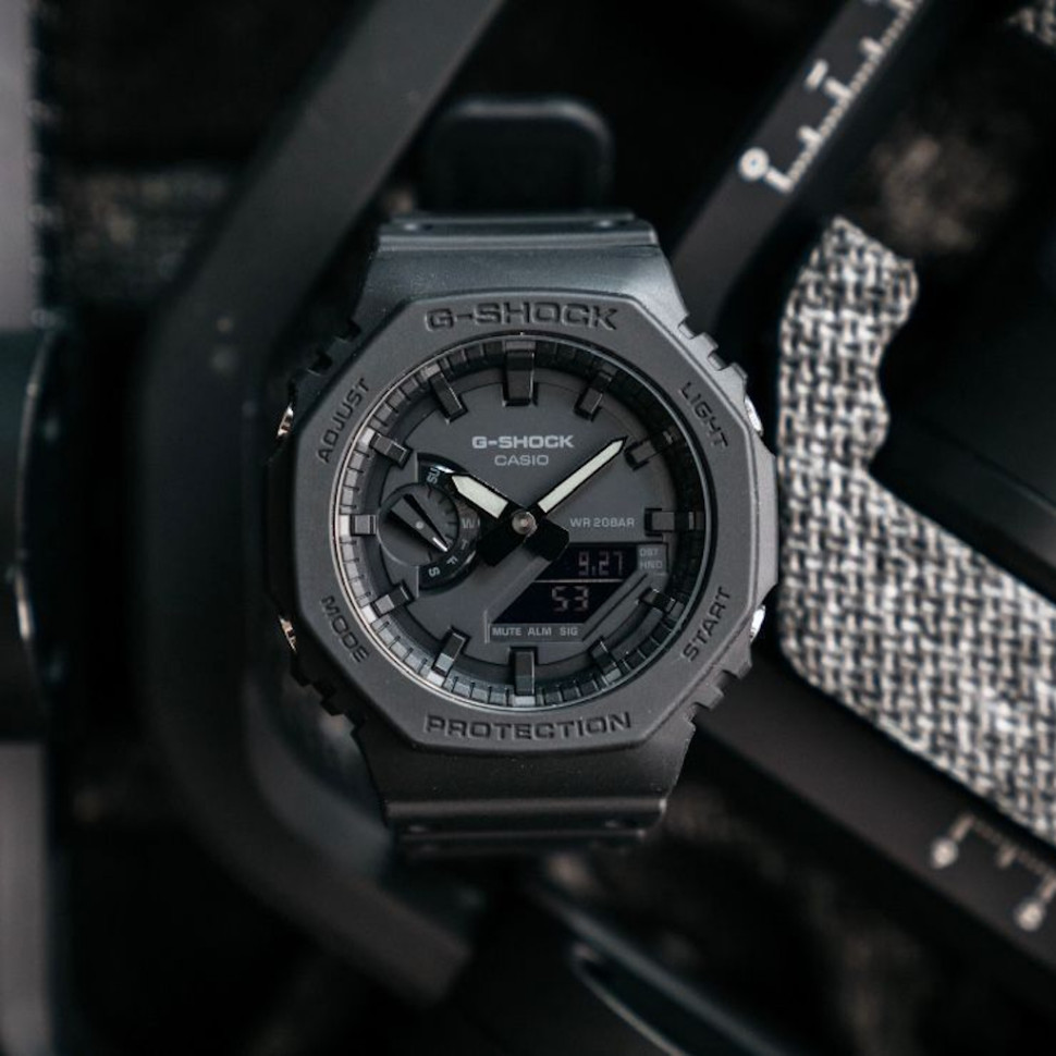 Чоловічий годинник Casio G-SHOCK GA-2100-1A1