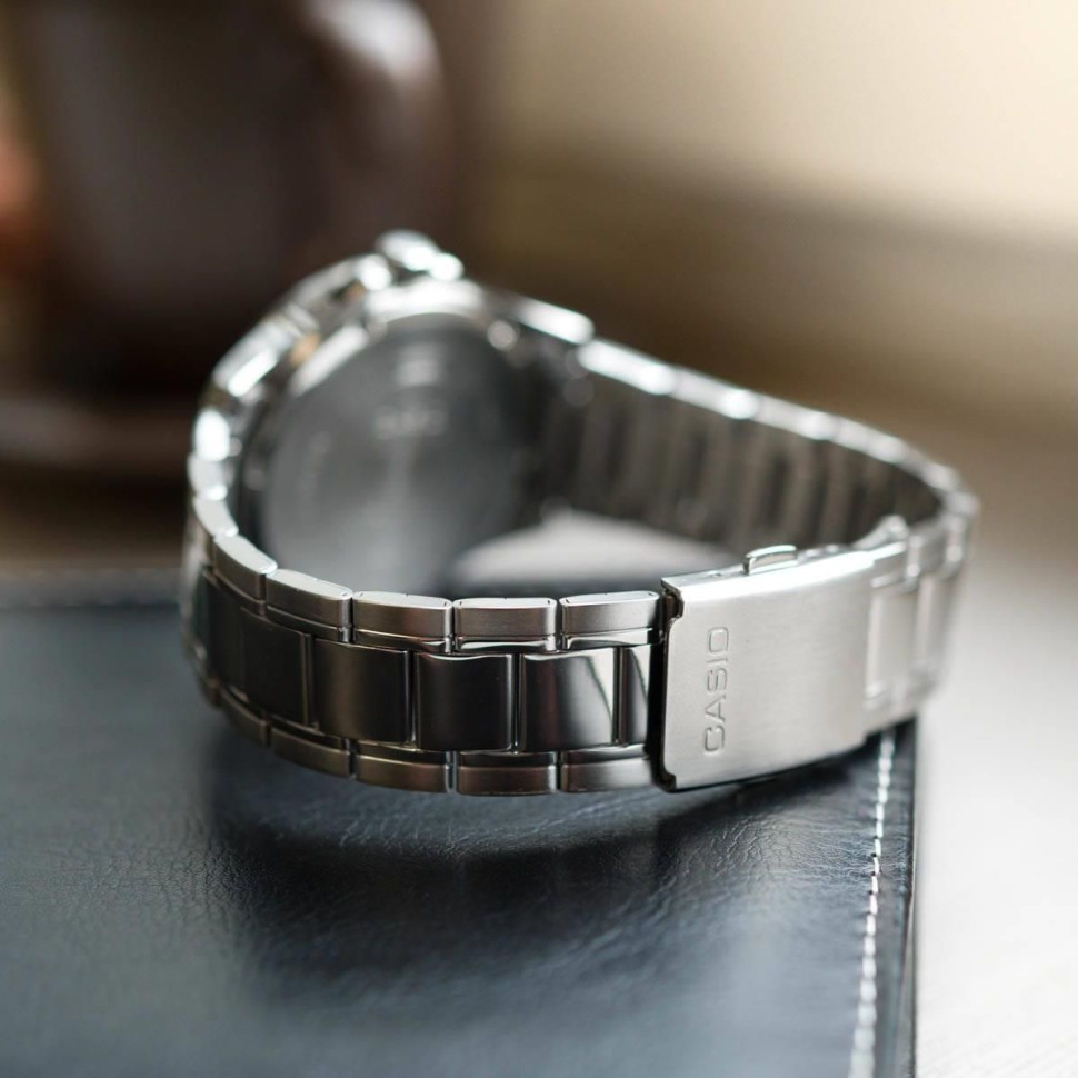 Чоловічий годинник Casio MTP-1384D-2A