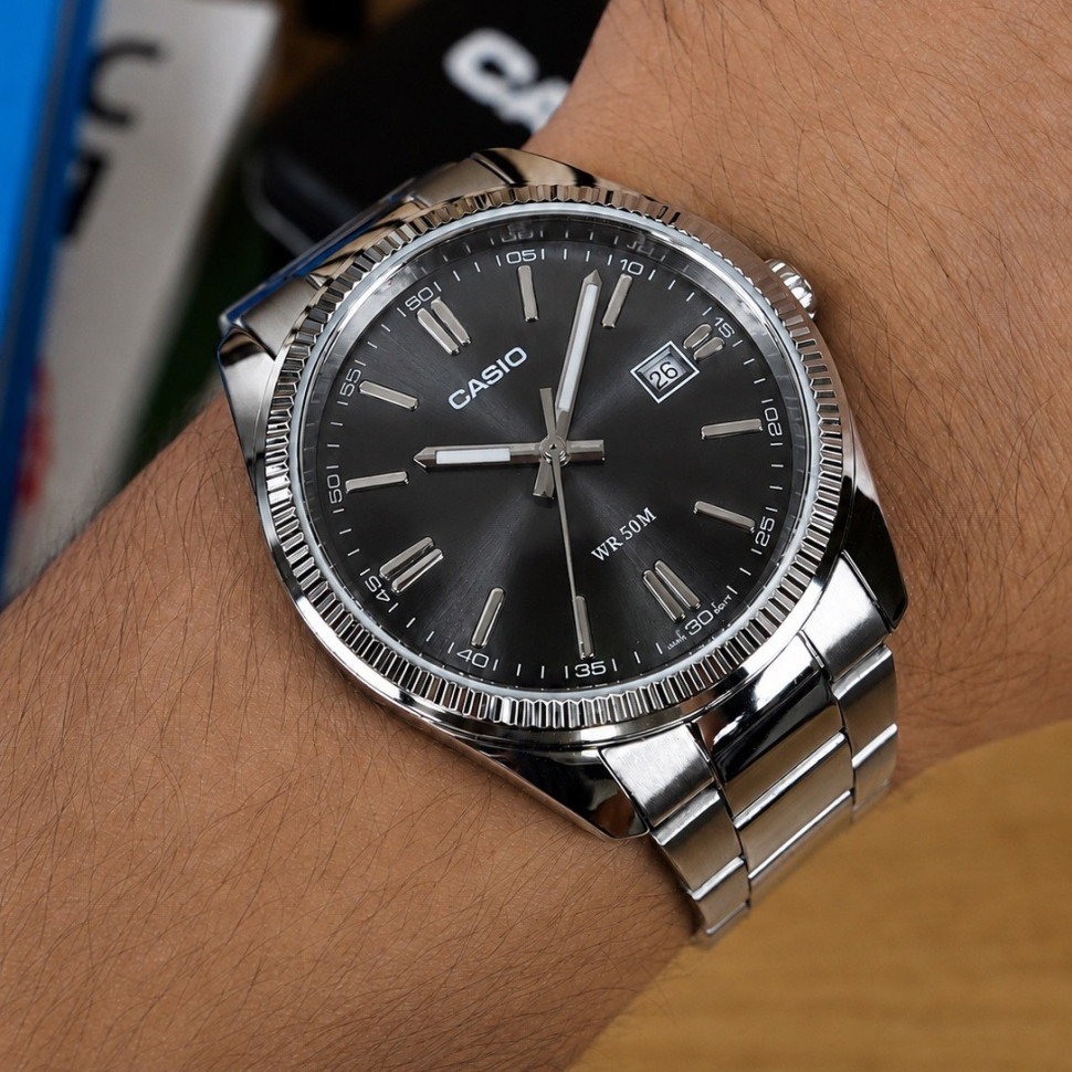 Чоловічий годинник Casio MTP-1302D-1A1