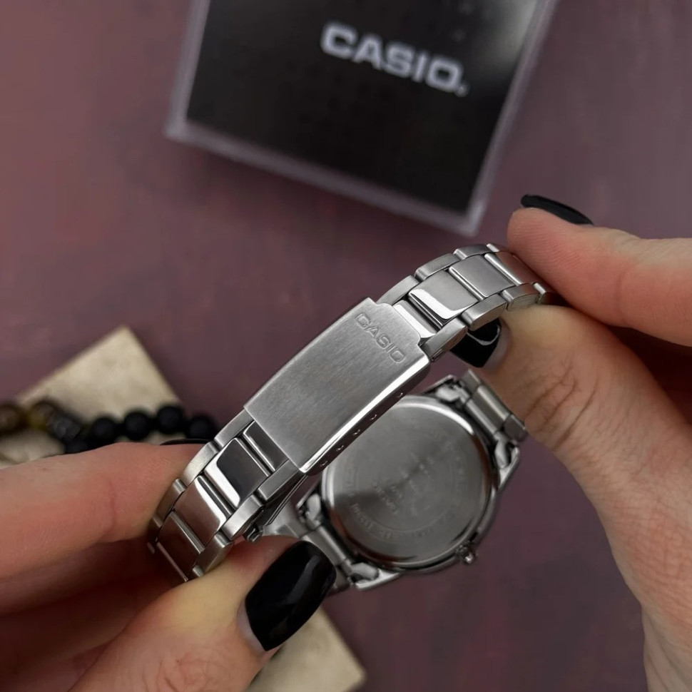 Жіночий годинник Casio LTP-1303DD-7A