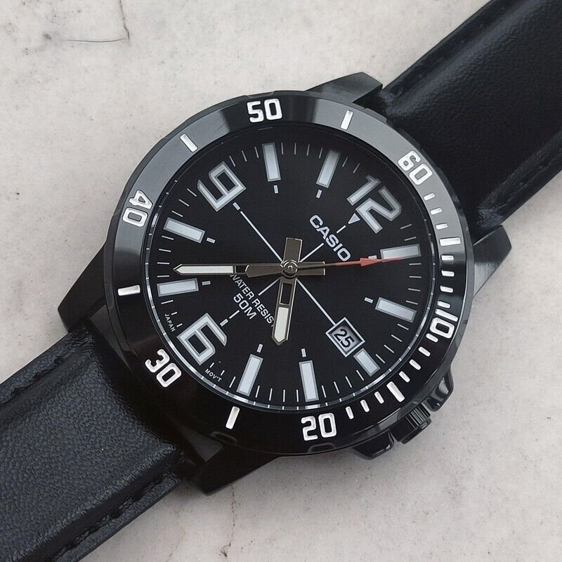 Чоловічий годинник Casio MTP-VD01BL-1B
