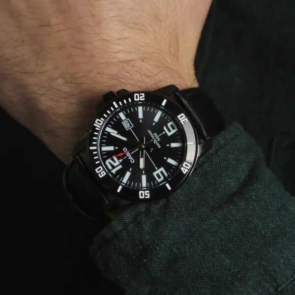 Чоловічий годинник Casio MTP-VD01BL-1B
