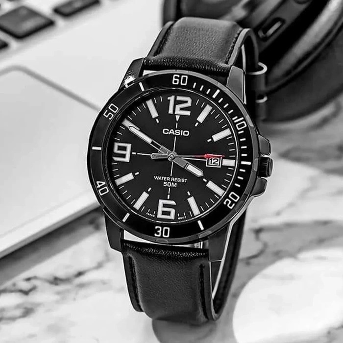 Чоловічий годинник Casio MTP-VD01BL-1B