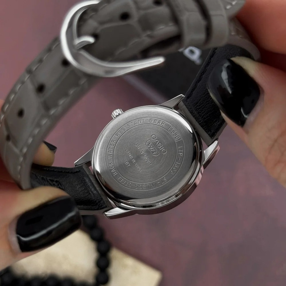 Жіночий годинник Casio LTP-1303LL-7A