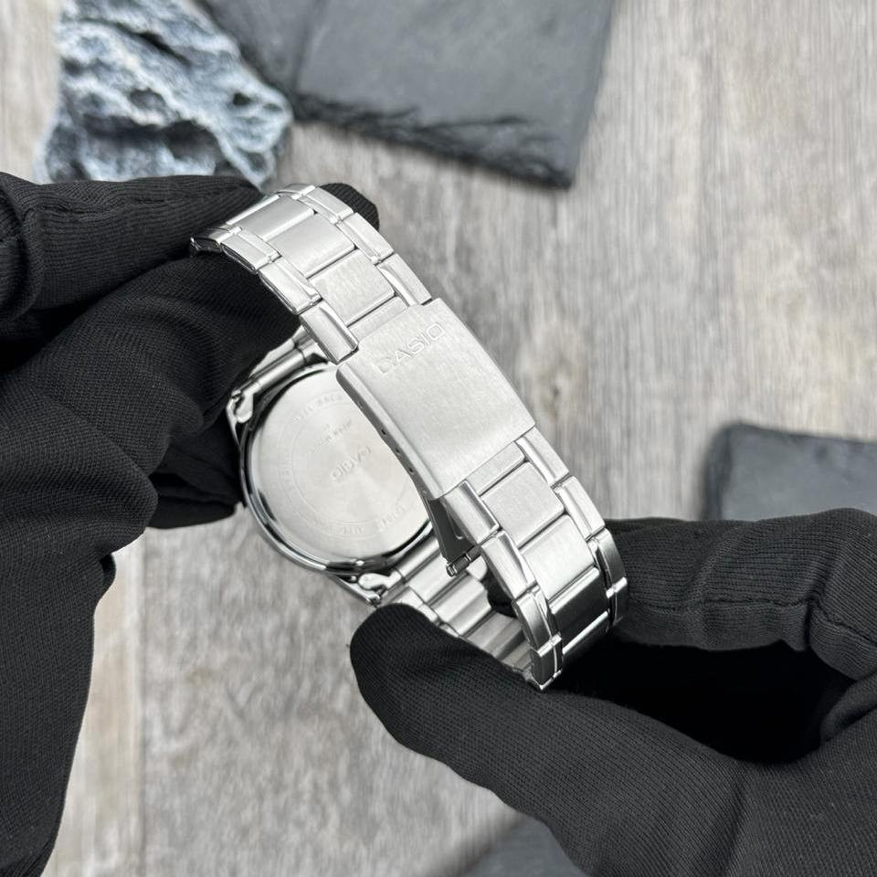 Чоловічий годинник Casio MTP-V002D-2B3
