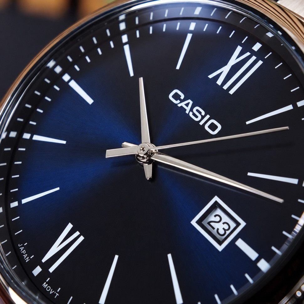 Чоловічий годинник Casio MTP-V002D-2B3