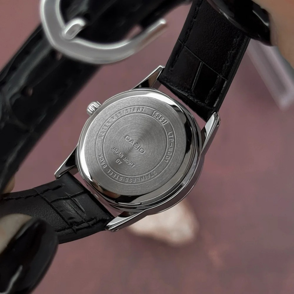 Жіночий годинник Casio LTP-V001L-7B