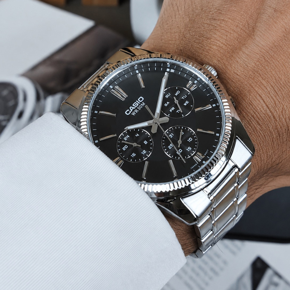 Чоловічий годинник Casio MTP-1375D-1A