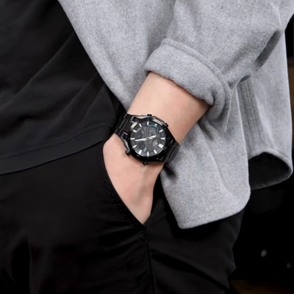 Чоловічий годинник Casio Edifice ECB-2300DC-1A