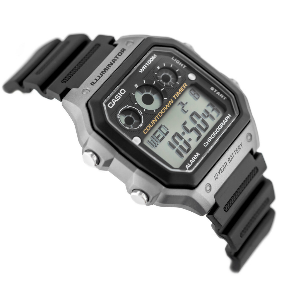 Чоловічий годинник Casio AE-1300WH-8A