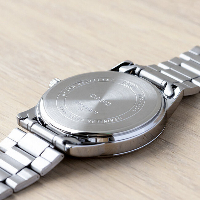 Чоловічий годинник Casio MTP-V001D-1B