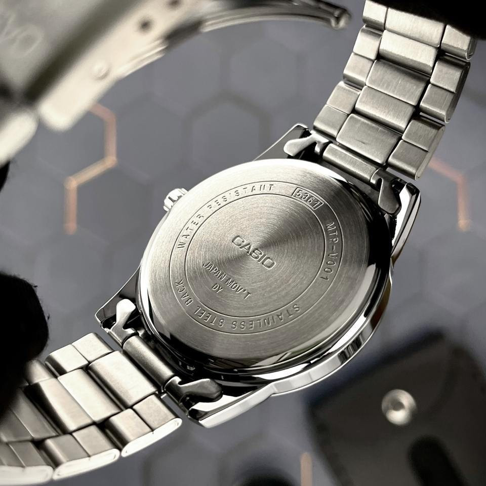 Чоловічий годинник Casio MTP-V001D-1B