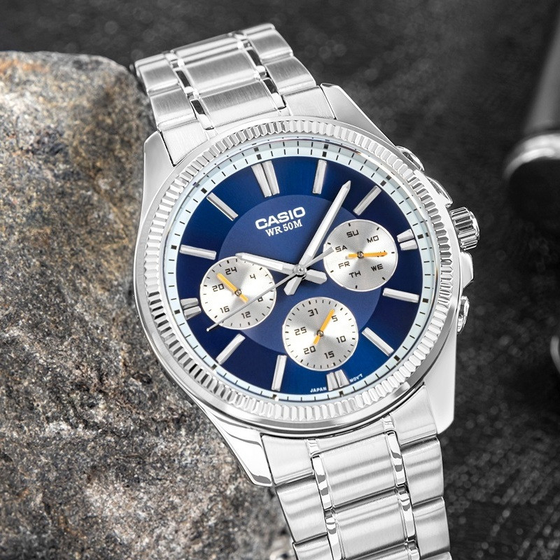 Чоловічий годинник Casio MTP-1375D-2A1