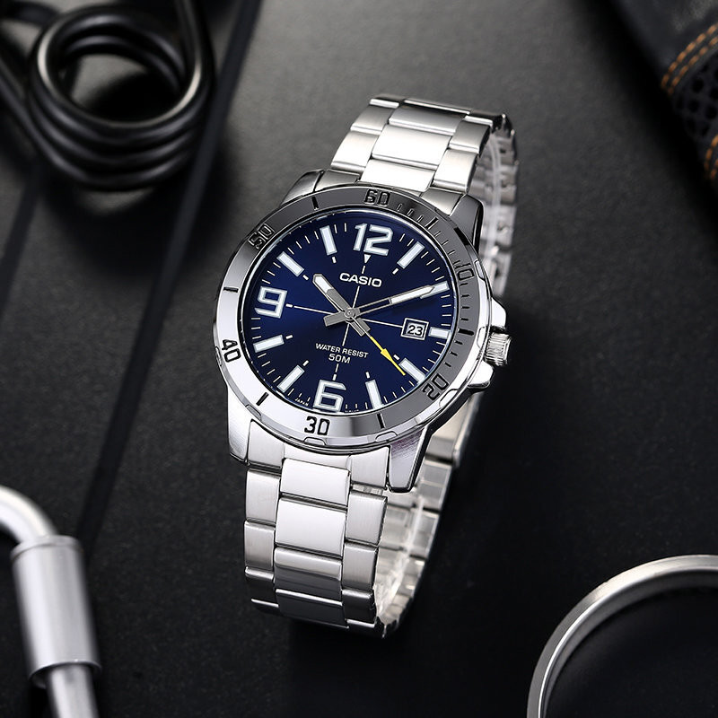 Чоловічий годинник Casio MTP-VD01D-2B