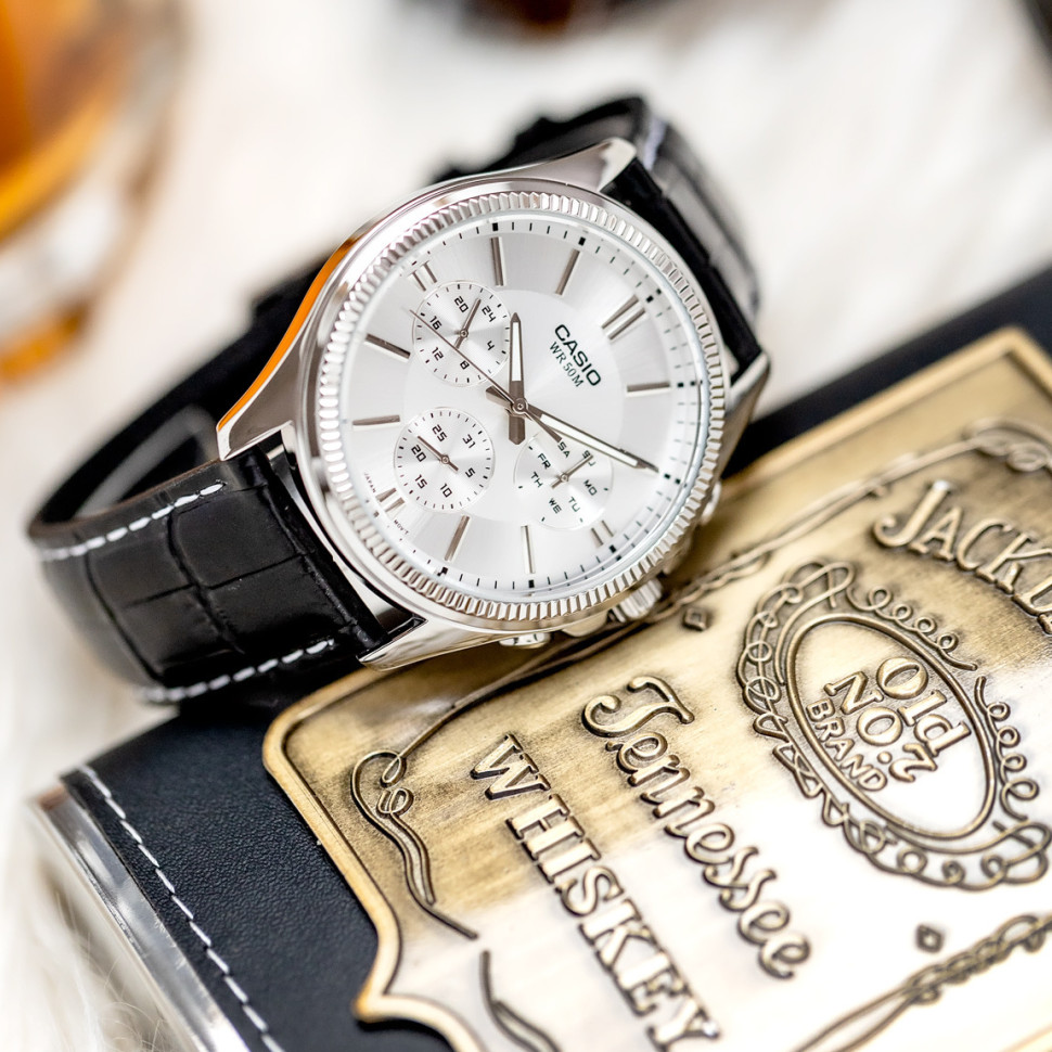 Чоловічий годинник Casio MTP-1375L-7A