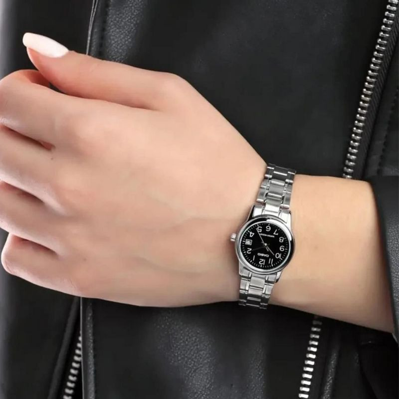 Жіночий годинник Casio LTP-V002D-1B