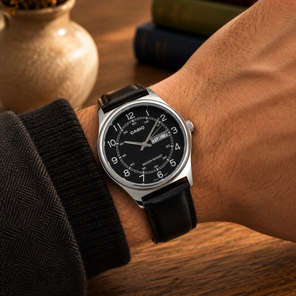 Чоловічий годинник Casio MTP-V006L-1B2