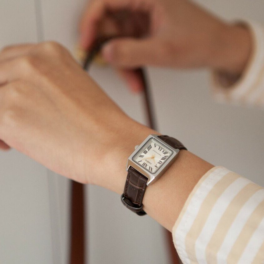 Жіночий годинник Casio LTP-V007L-9B