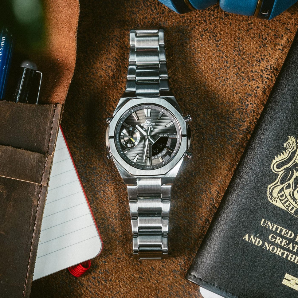 Чоловічий годинник Casio Edifice ECB-S10D-8A