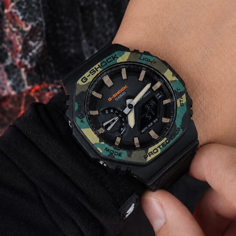 Чоловічий годинник Casio G-SHOCK GA-2100SU-1A