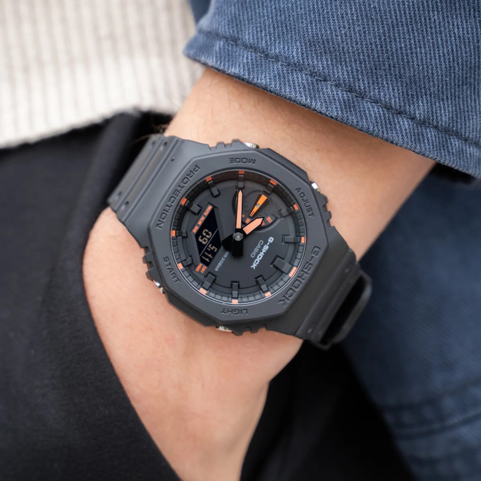 Чоловічий годинник Casio G-SHOCK GA-2100-1A4