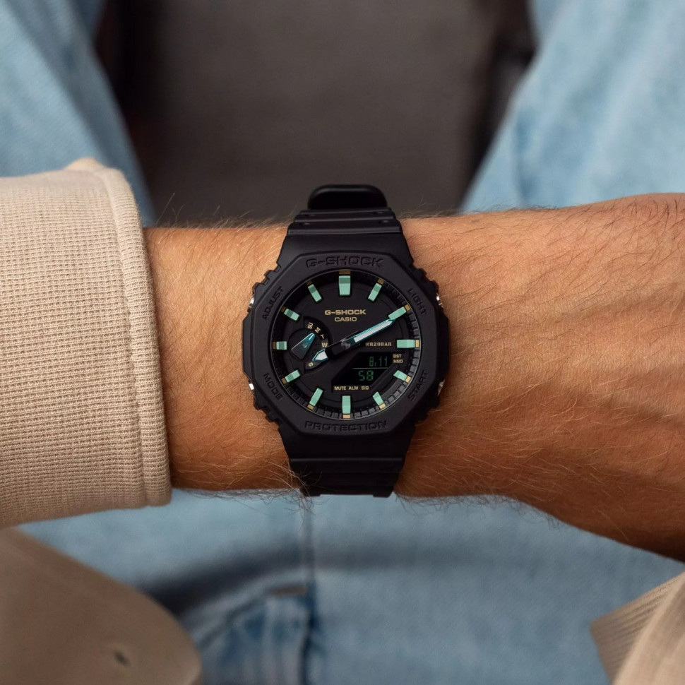 Чоловічий годинник Casio G-SHOCK GA-2100RC-1A