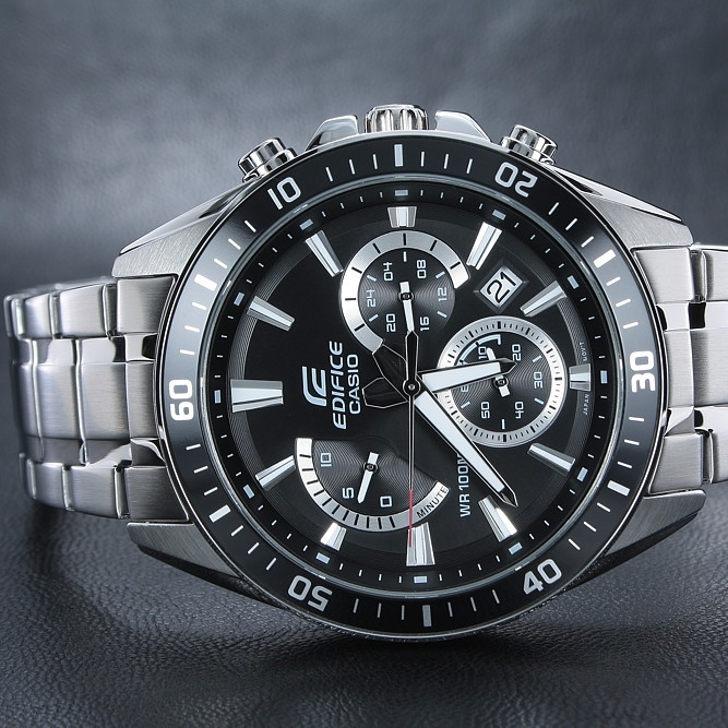 Чоловічий годинник Casio Edifice EFR-552D-1A