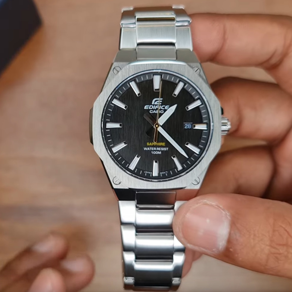 Чоловічий годинник Casio Edifice EFR-S108D-1A