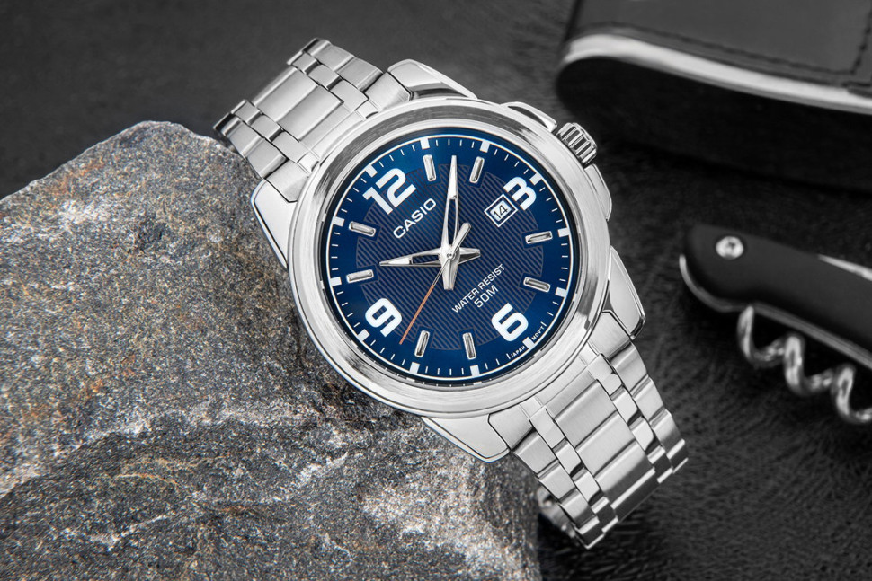 Чоловічий годинник Casio MTP-1314D-2AVDF