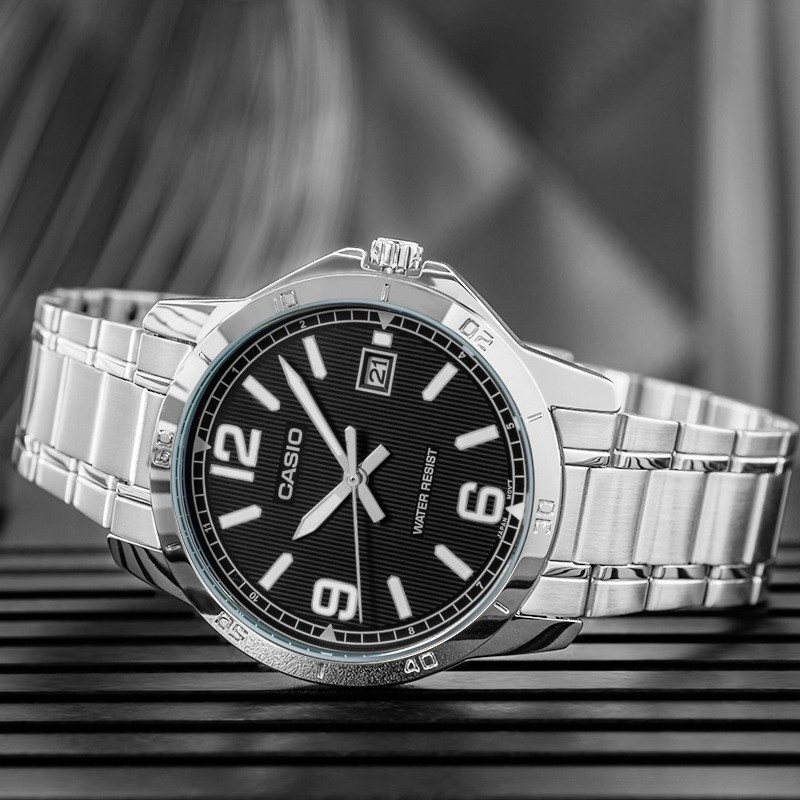 Чоловічий годинник Casio MTP-V004D-1B2