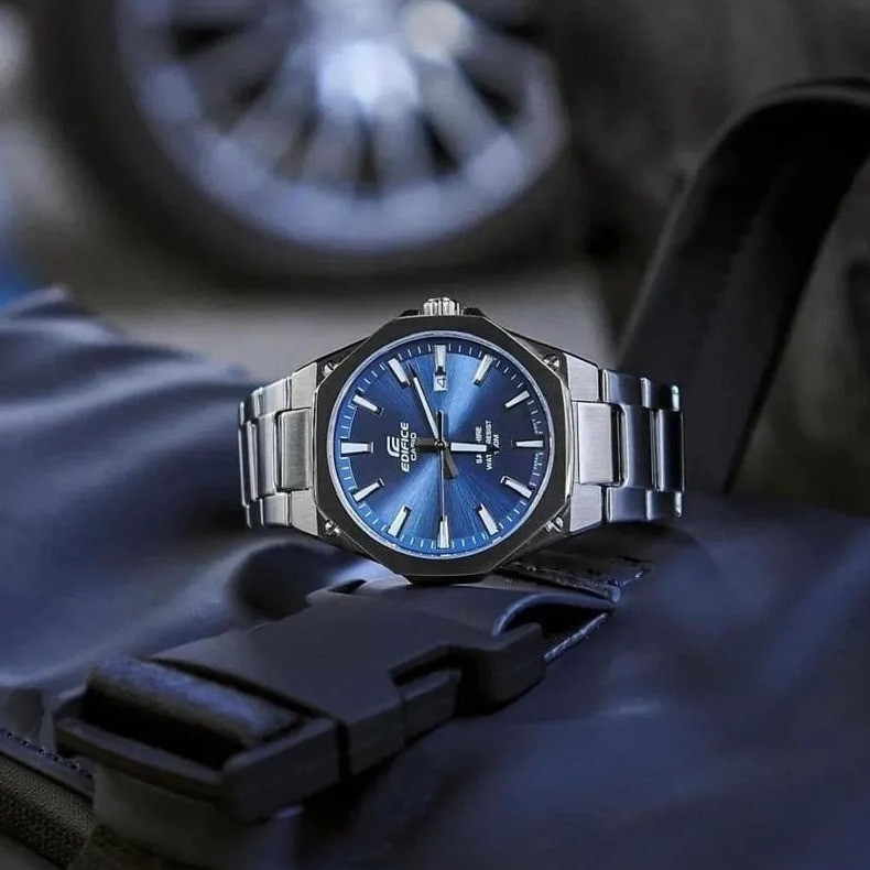 Чоловічий годинник Casio Edifice EFR-S108D-2A