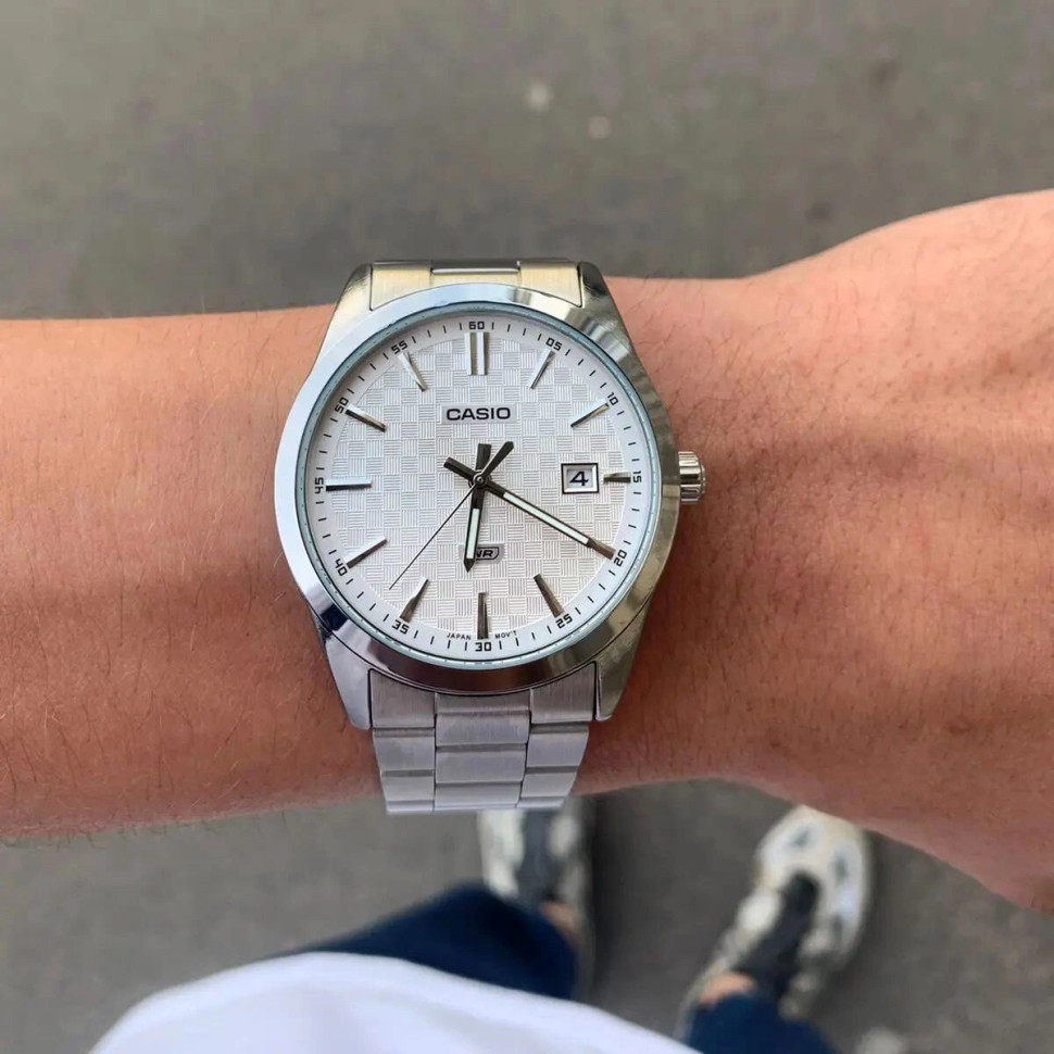 Чоловічий годинник Casio MTP-VD03D-7A