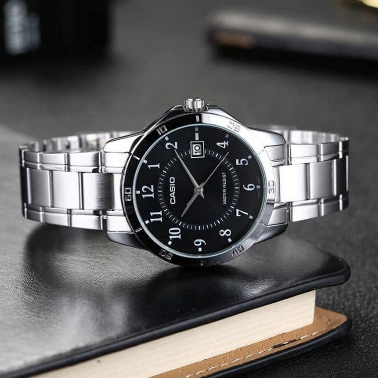 Чоловічий годинник Casio MTP-V004D-1BUDF