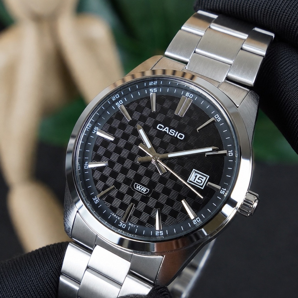 Чоловічий годинник Casio MTP-VD03D-1A