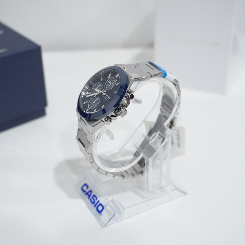 Чоловічий годинник Casio Edifice EFS-S650D-2A