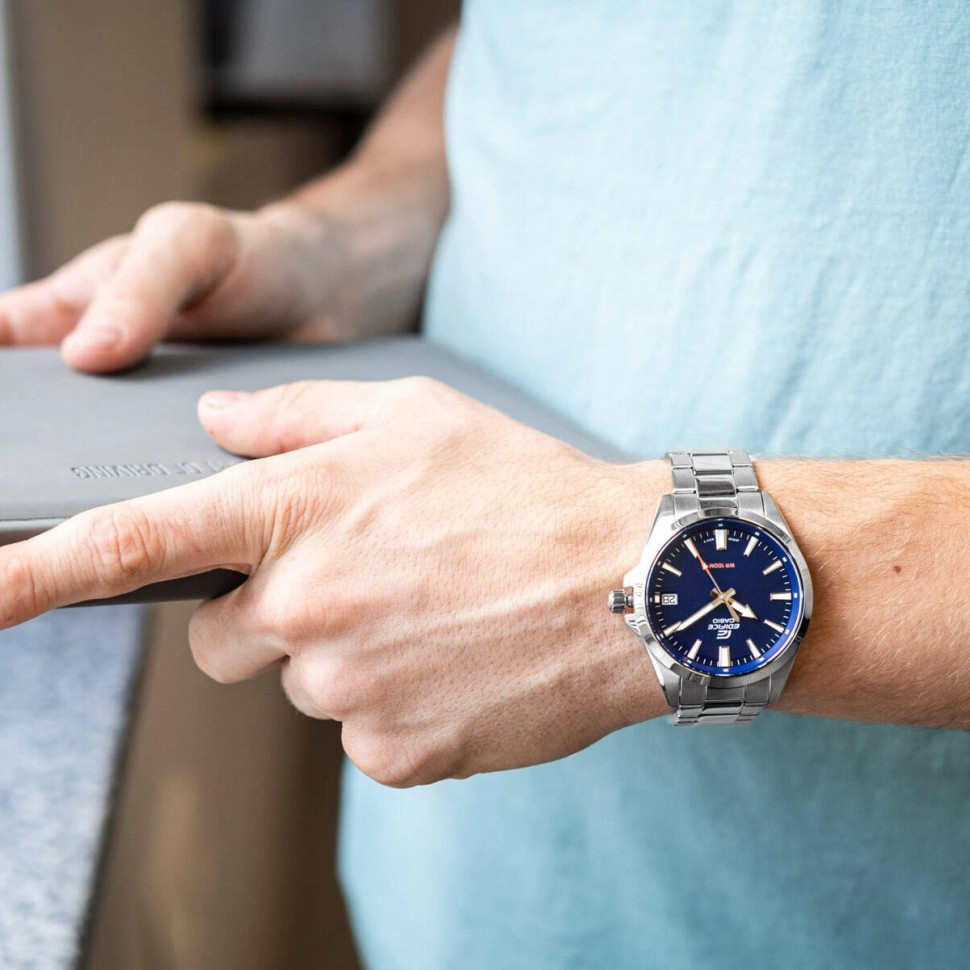 Чоловічий годинник Casio Edifice EFV-100D-2A