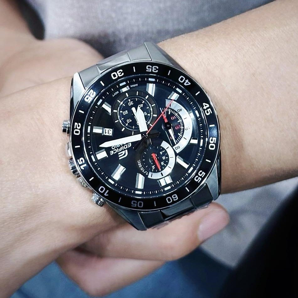 Чоловічий годинник Casio Edifice EFV-550D-1A