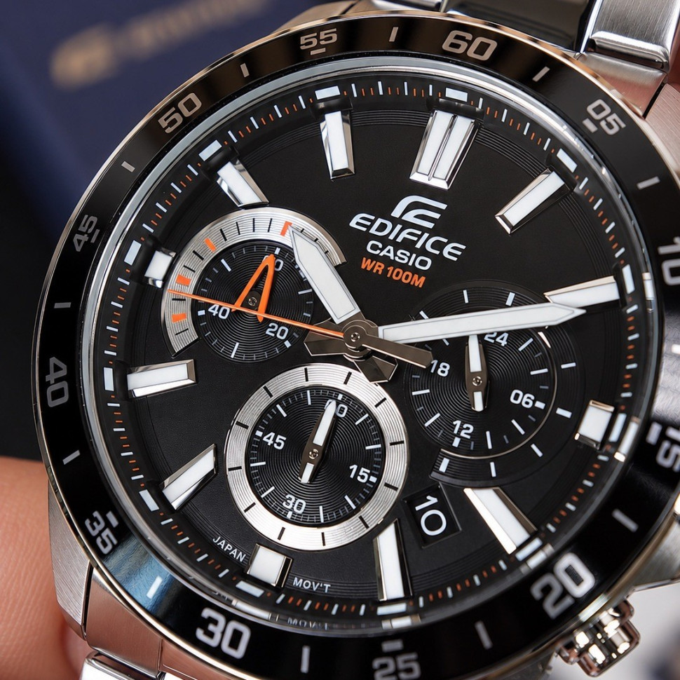 Чоловічий годинник Casio Edifice EFV-570D-1A