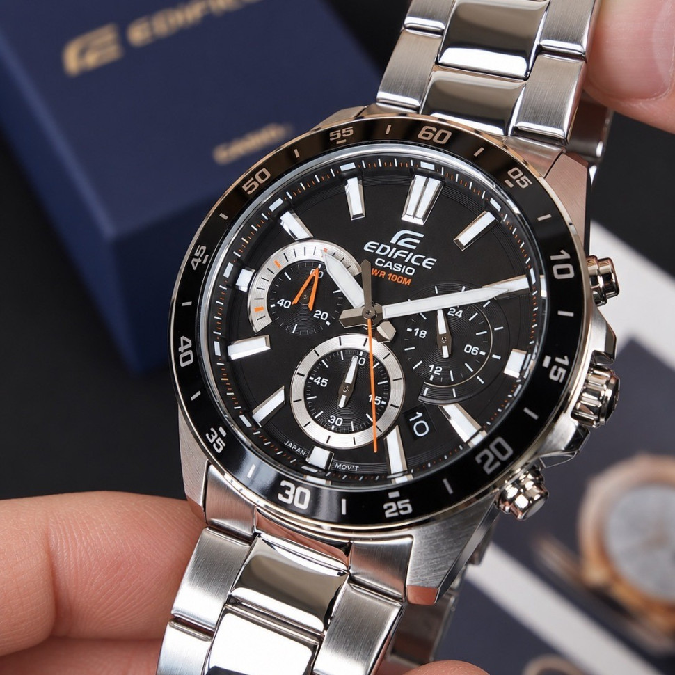 Чоловічий годинник Casio Edifice EFV-570D-1A