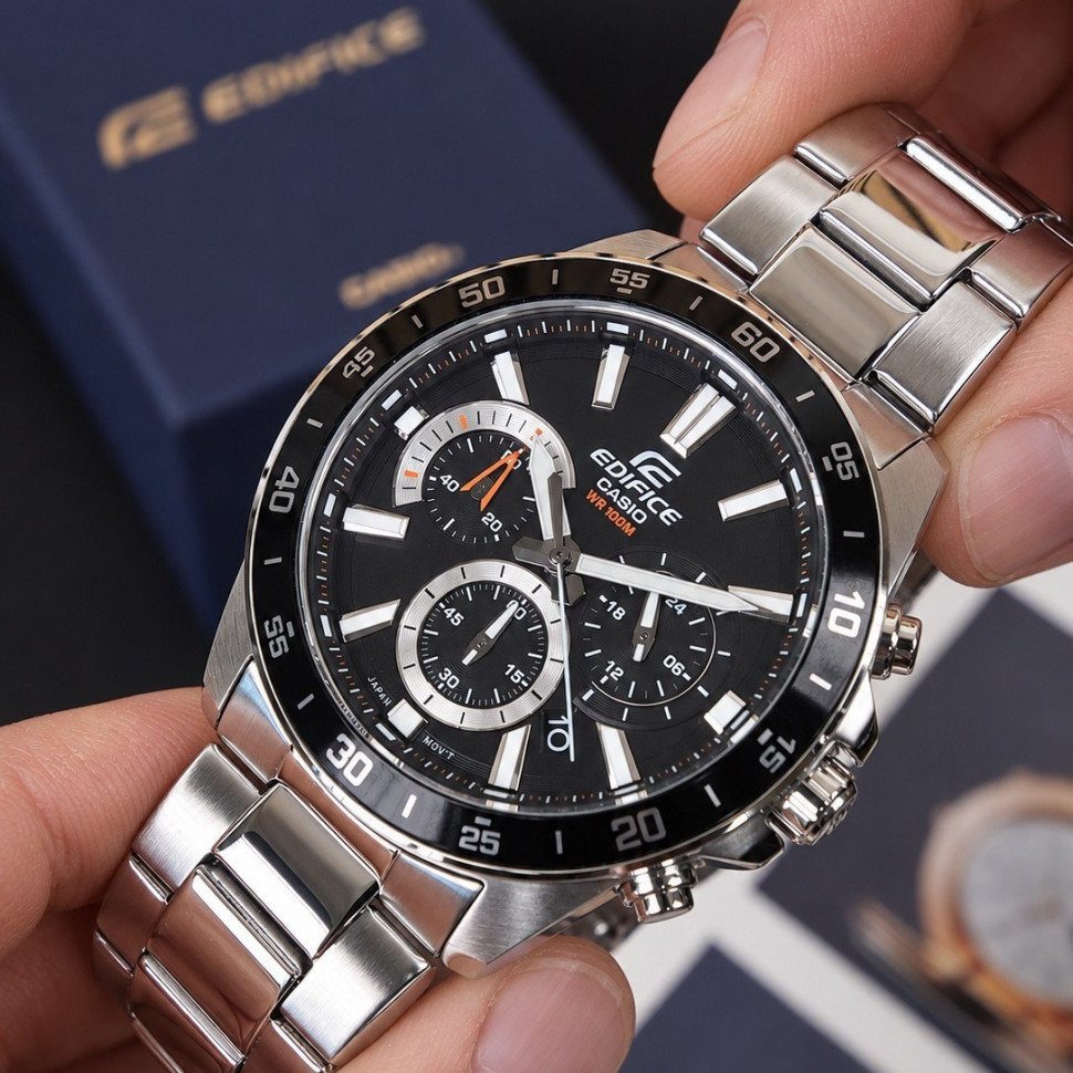 Чоловічий годинник Casio Edifice EFV-570D-1A