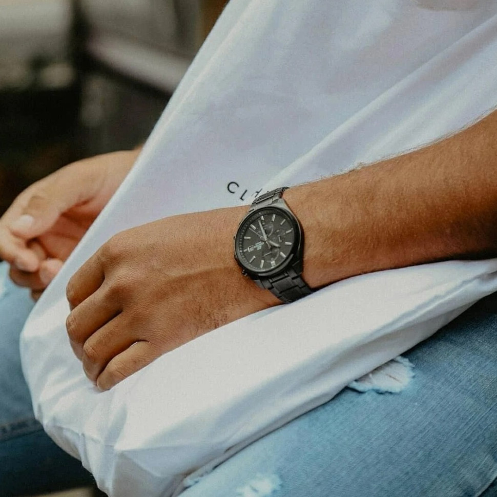 Чоловічий годинник Casio Edifice EFV-610DC-1A