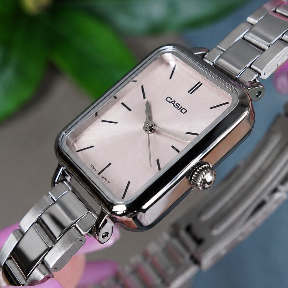 Жіночий годинник Casio LTP-V009D-4E
