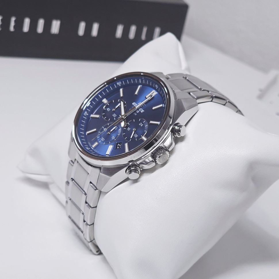 Чоловічий годинник Casio Edifice EFV-650D-2A
