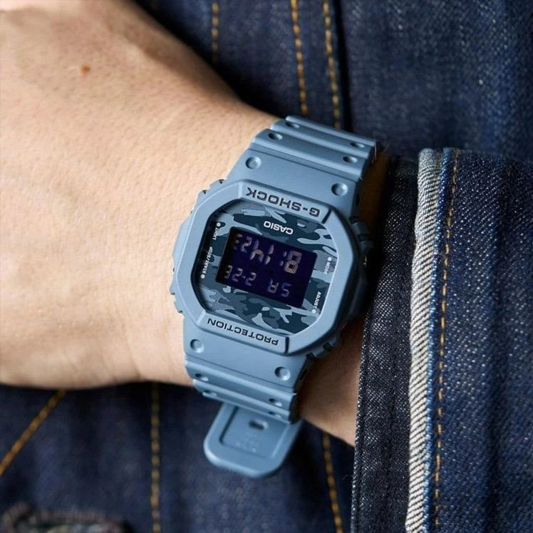 Чоловічий годинник Casio G-SHOCK DW-5600CA-2