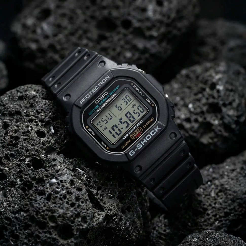 Чоловічий годинник Casio G-SHOCK DW-5600UE-1ER